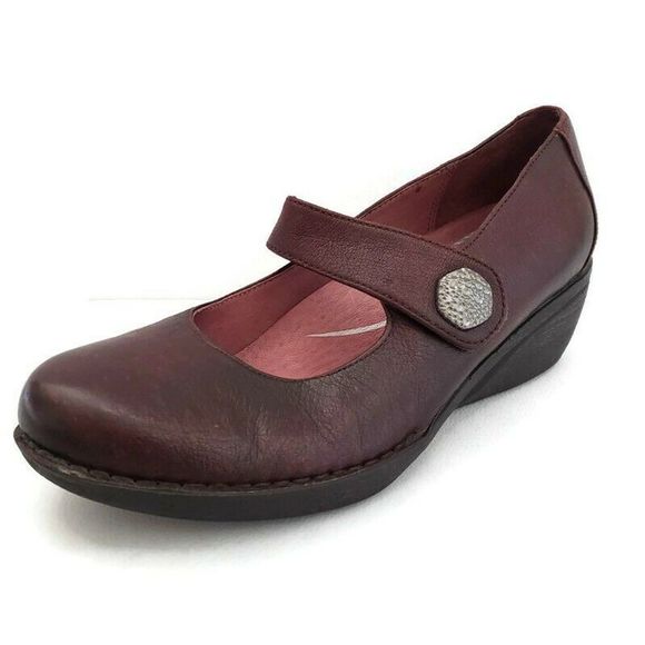 Dansko Adelle Leather Mary Jane Comfort Pumps - Picture 1 of 11